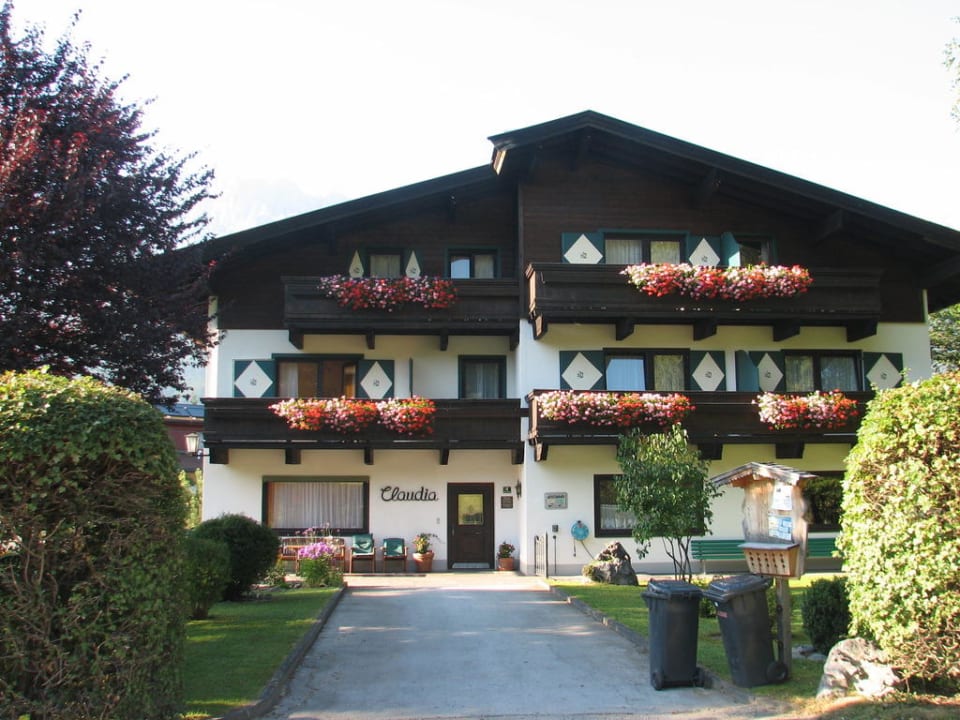 Eingangsbereich FLORA - Das kleine Gartenhotel