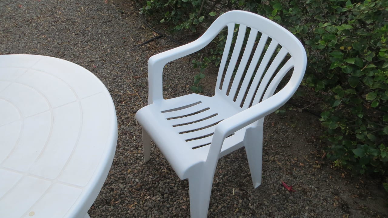 Zu harte Stühle .... Bungalows Cordial Sandy Golf