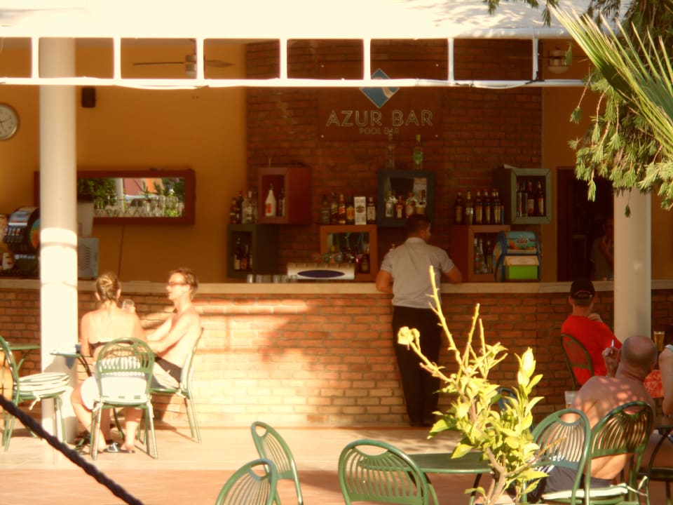 Poolbar Bella Resort & Spa