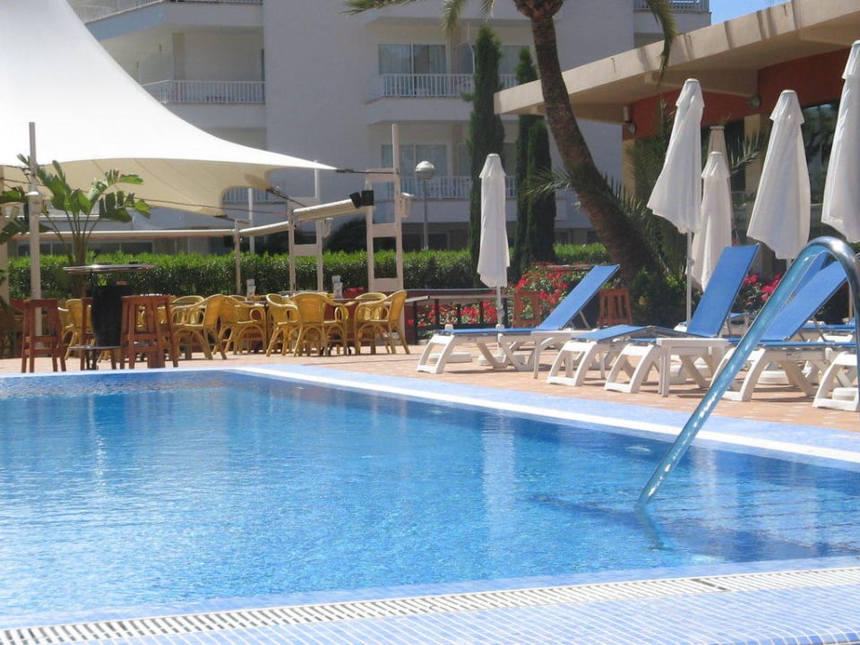 Der Pool Hotel Obelisco