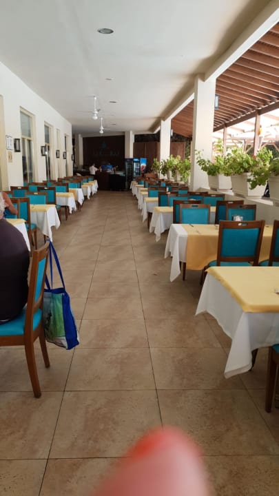 Gastro Side Breeze Hotel