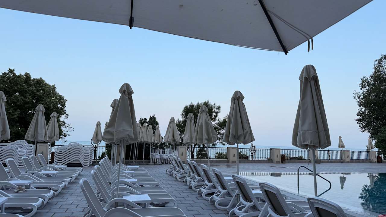 Pool GRIFID Vistamar