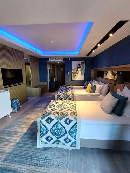 Zimmer Royal Wings Hotel