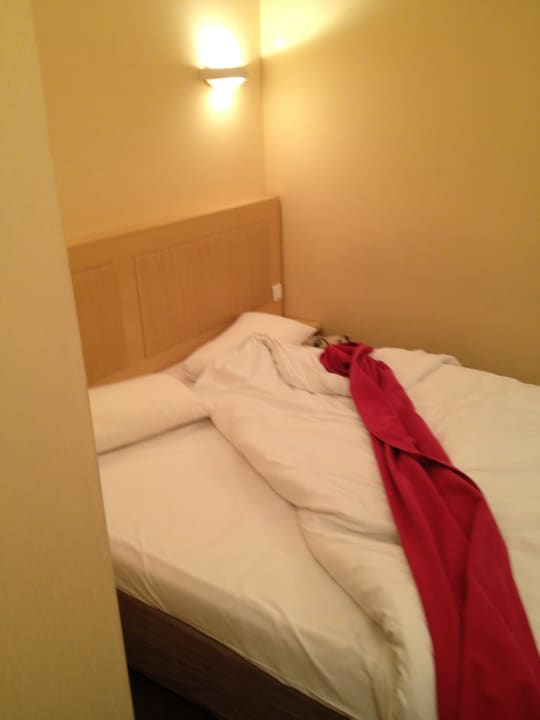 Doppelbett Hotel Massenet
