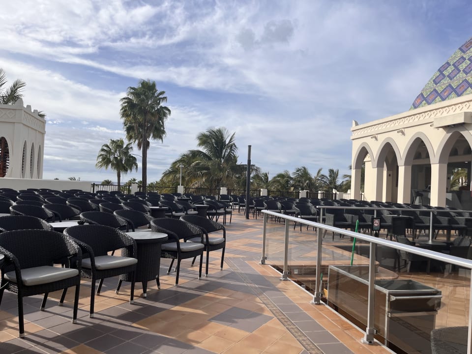 Lobby Hotel Riu Karamboa