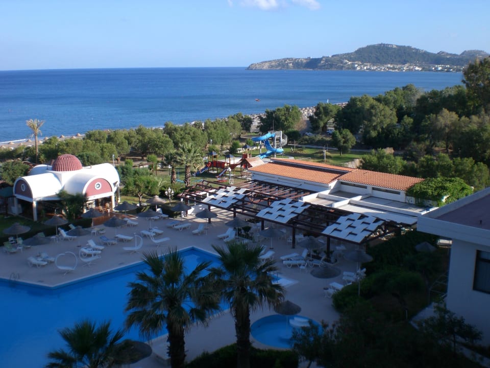 Ausblick von unserem Zimmer Pegasos Deluxe Beach Hotel