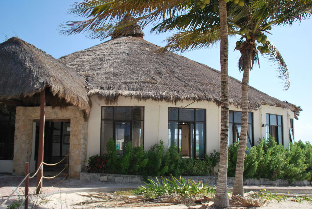 Gym ohne Benutzungsmöglichkeiten. Akumal Bay Beach & Wellness Resort