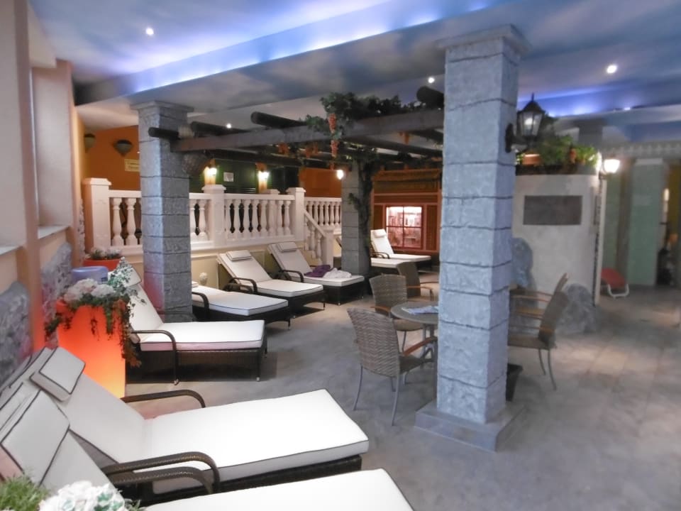 Sport & Freizeit Vital- und Wellnesshotel Albblick