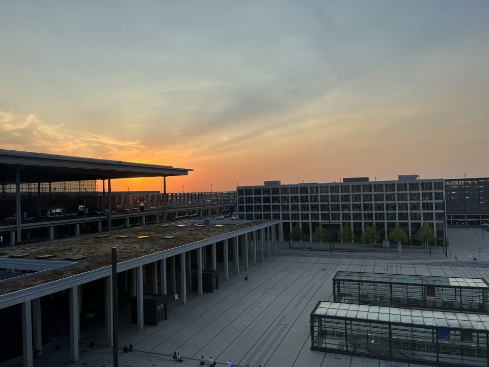 Ausblick Steigenberger Airport Hotel Berlin