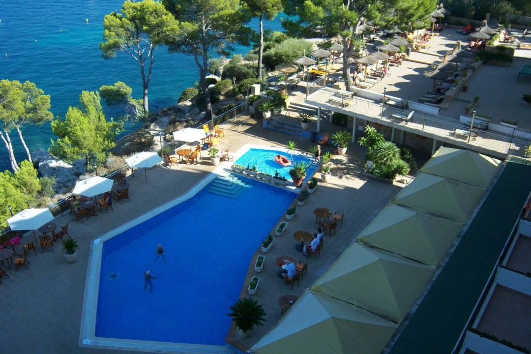 Pool und Liegewiese Hotel Coronado Thalasso & Spa