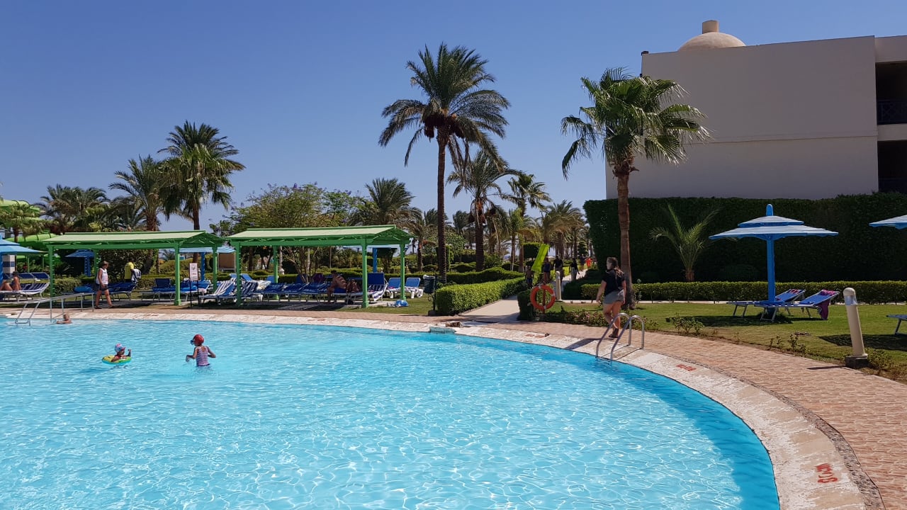 Pool Titanic Beach Spa & Aqua Park