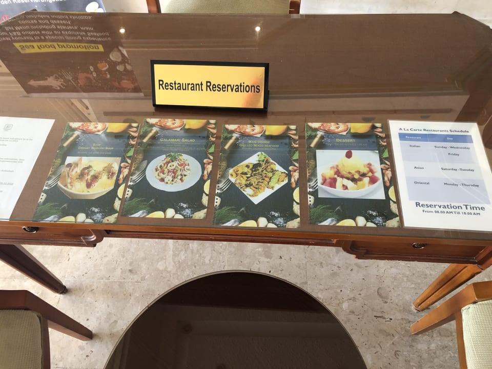 Gastro Pharaoh Azur Resort