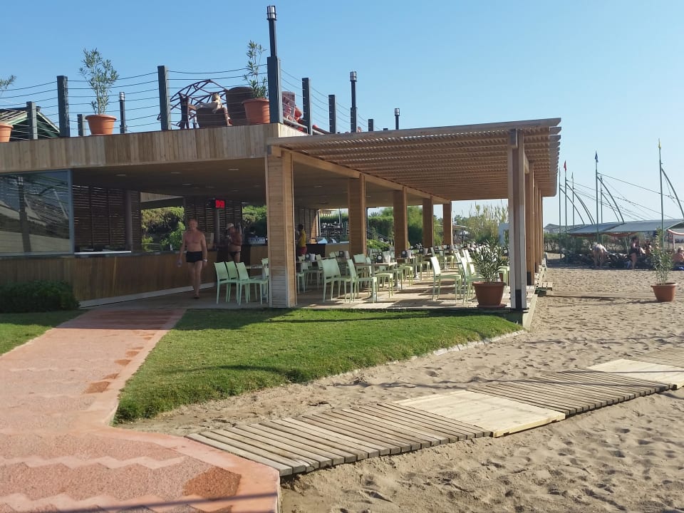 Strandbar Limak Lara Deluxe Hotel & Resort