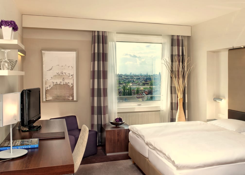 Zimmer Estrel Hotel Berlin