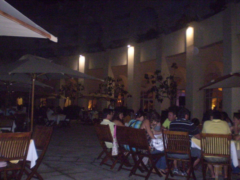 Innenhof bei Nacht Medina Solaria & Thalasso