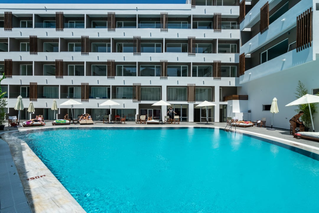 Pool Castellum Suites All Inclusive