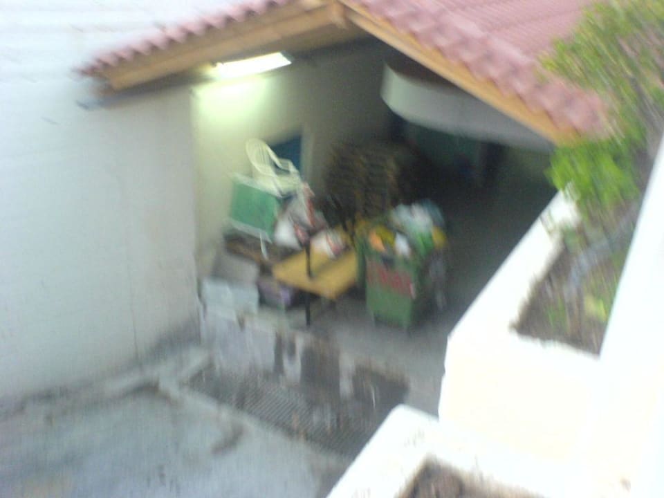 Müllhalde in der Ecke Rodos Princess Beach Hotel & Spa