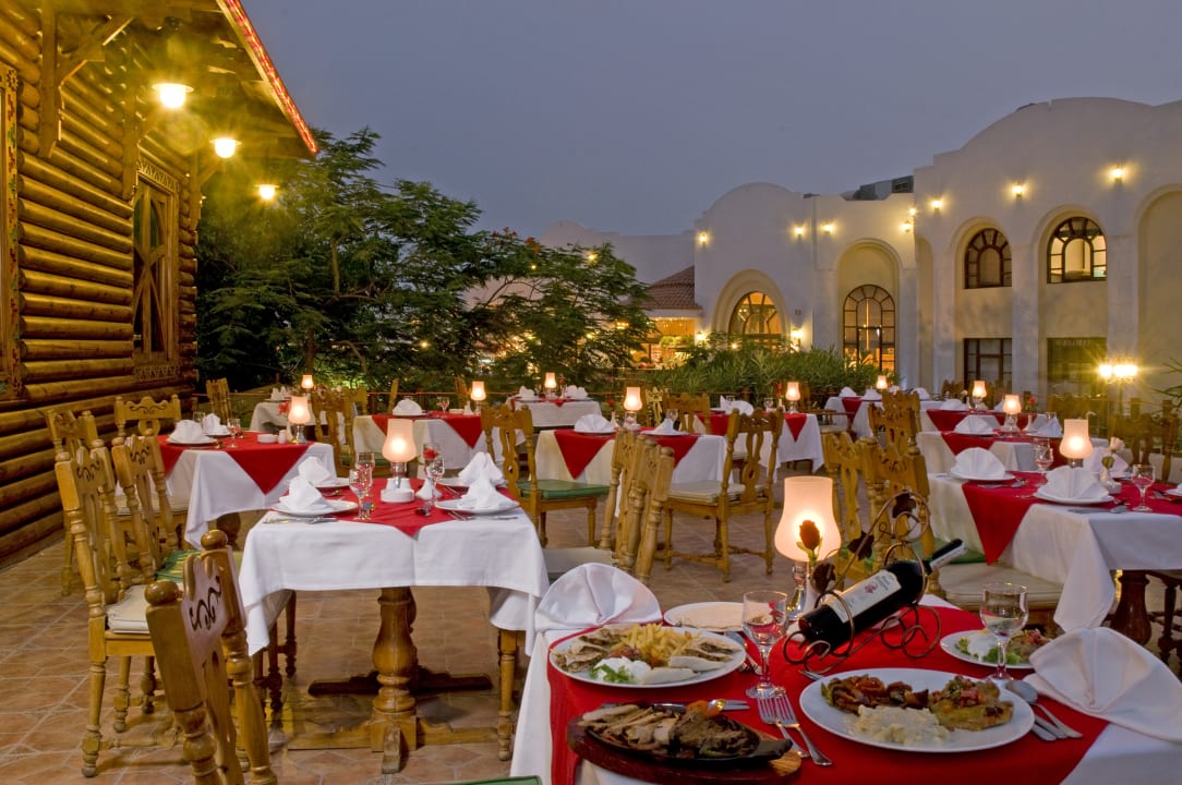 Restaurant Dreams Vacation Resort