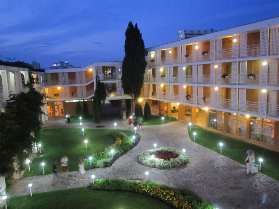 Anlage in der Nacht Nessebar Beach Hotel