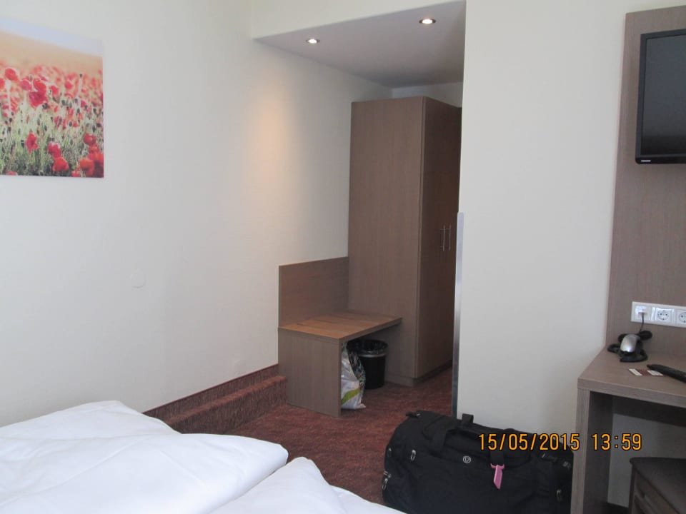 Kleines Zimmer - ausreichend Hotel Norddeutscher Hof