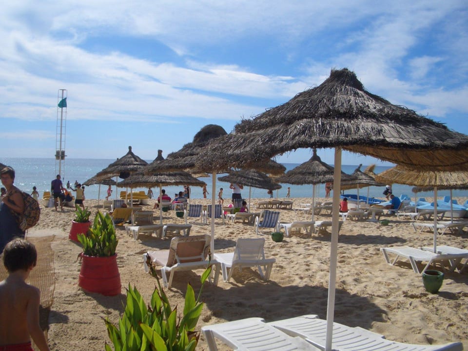 Strand 5 Min.vom Hotel entfernt Hotel Royal Nozha