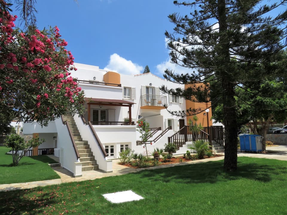 Außenansicht Alexander Beach Hotel & Village Resort