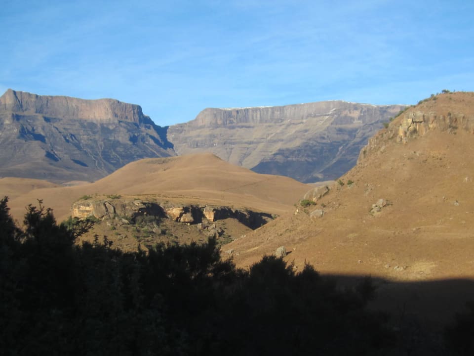 Traumhafte Berglandschaft Giants Castle Camp