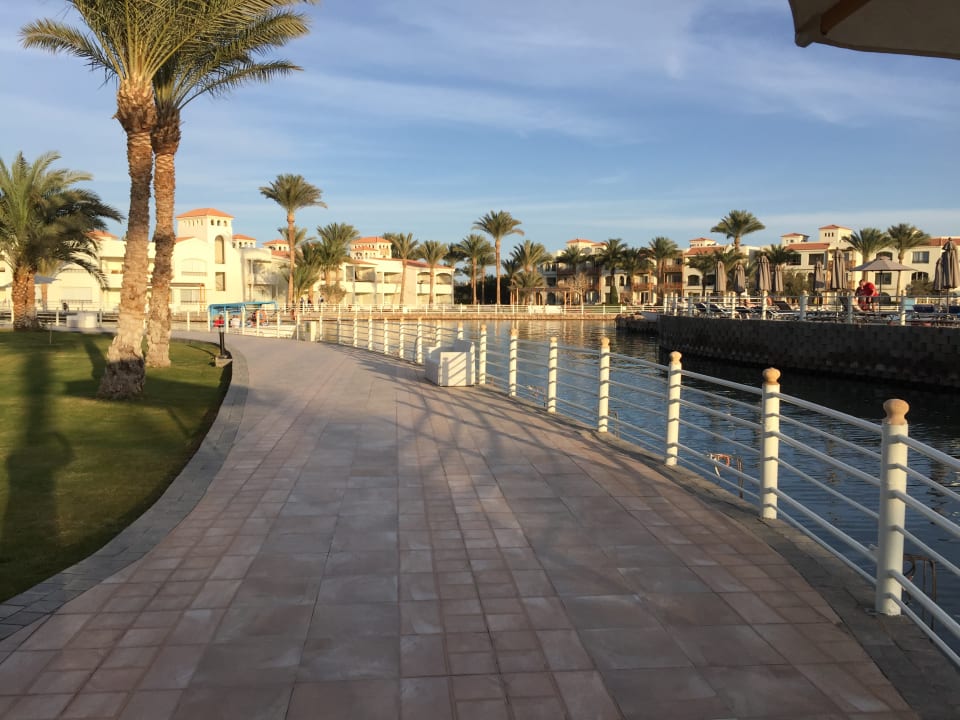 Gartenanlage Pickalbatros Dana Beach Resort - Hurghada