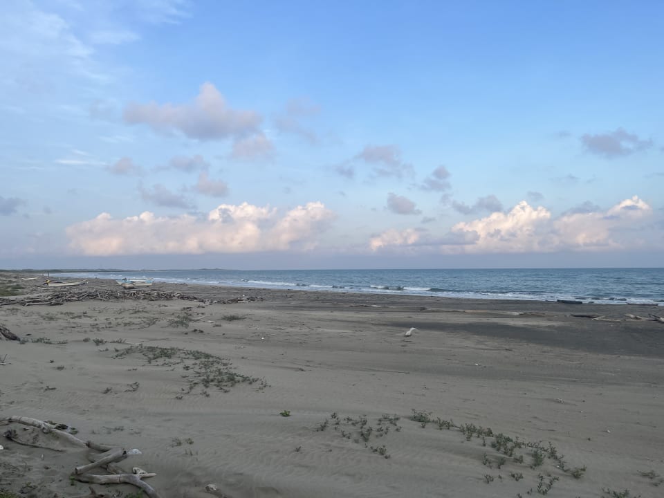 Strand Tambo Marina Eco Hostal