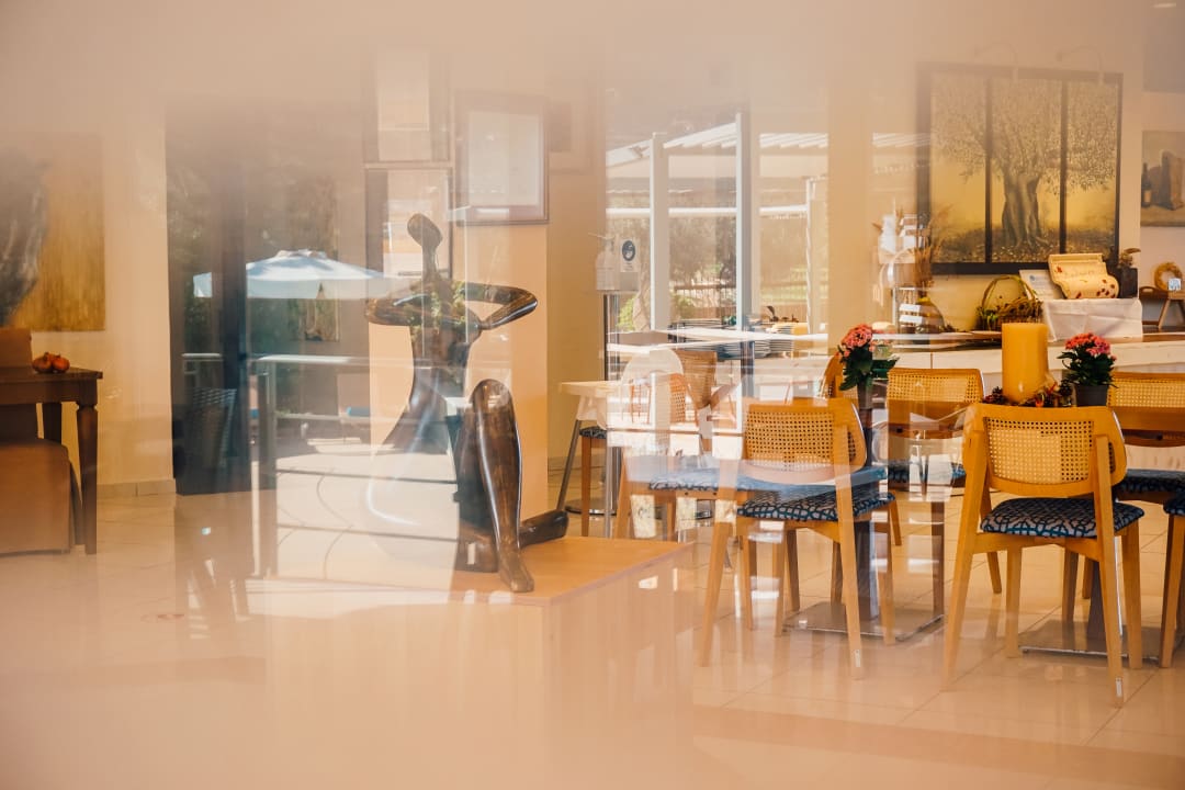 Lobby Hotel Apollo Resort Art