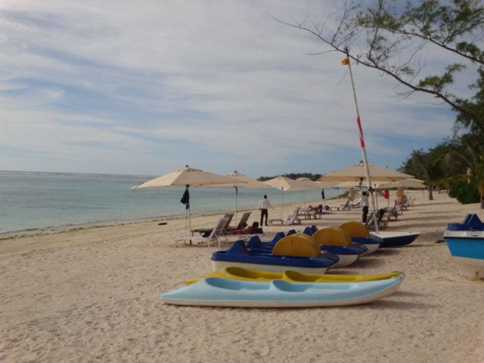 Boote zur kostenlosen Nutzung Crystals Beach Resort Belle Mare, a member of Radisson Individuals