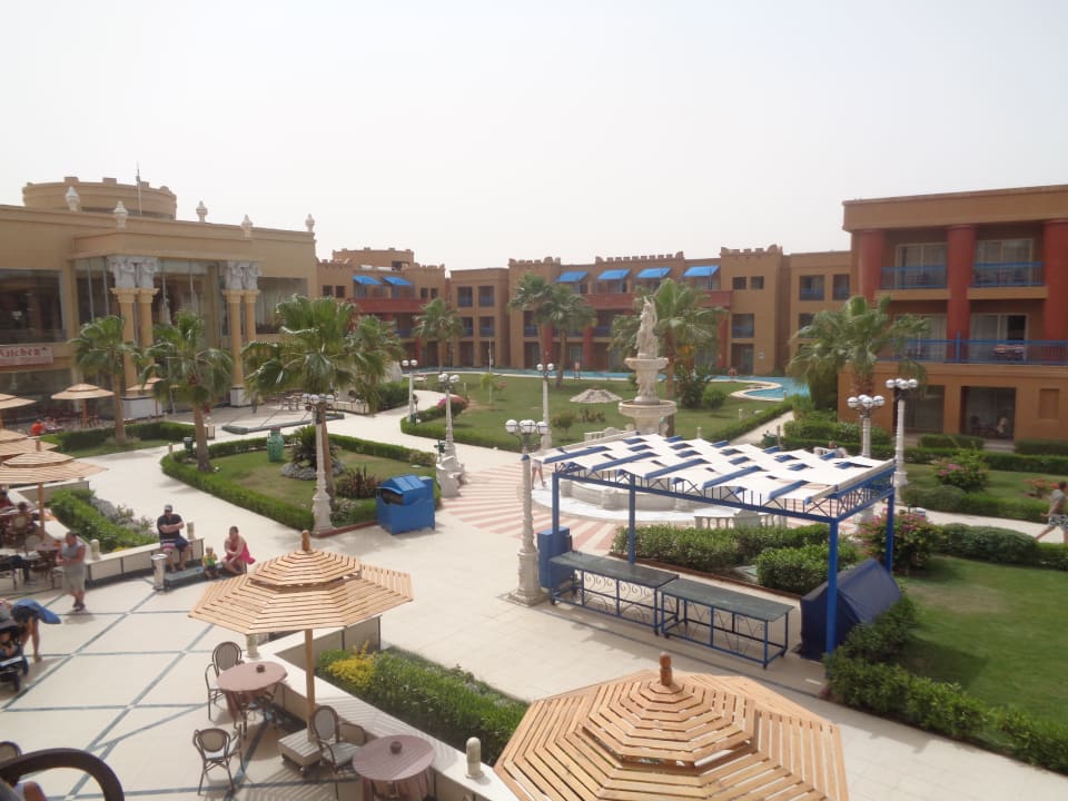Gartenanlage Hotel Titanic Palace