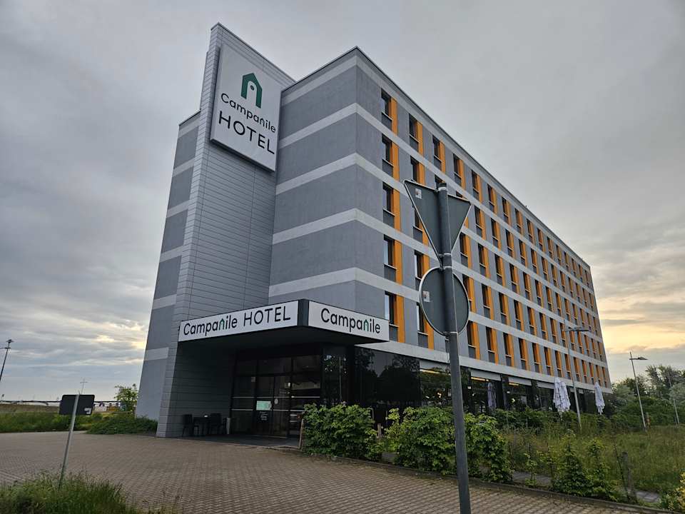 Außenansicht Campanile Leipzig Halle Airport
