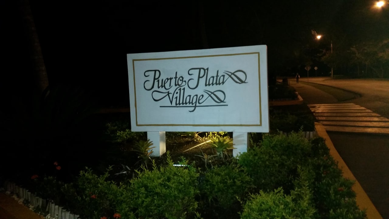 Schild  Puerto Plata Village