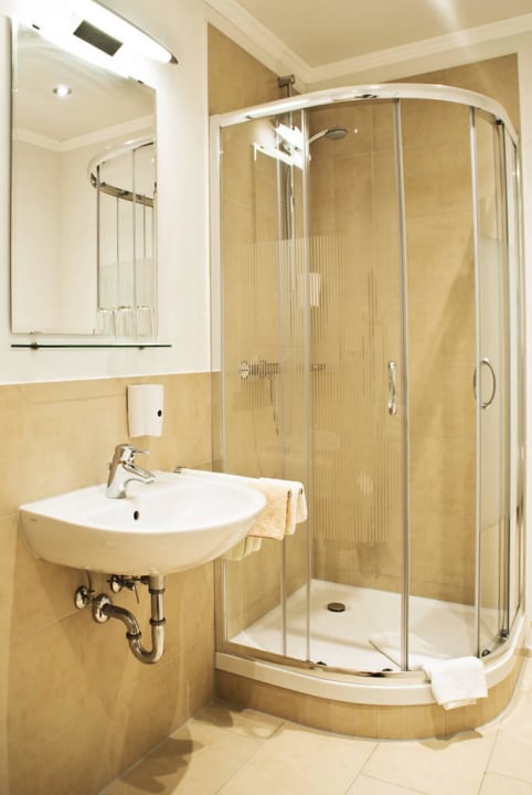 Bad Jagdschloß Walkenried -Hotel Residenz Rose-