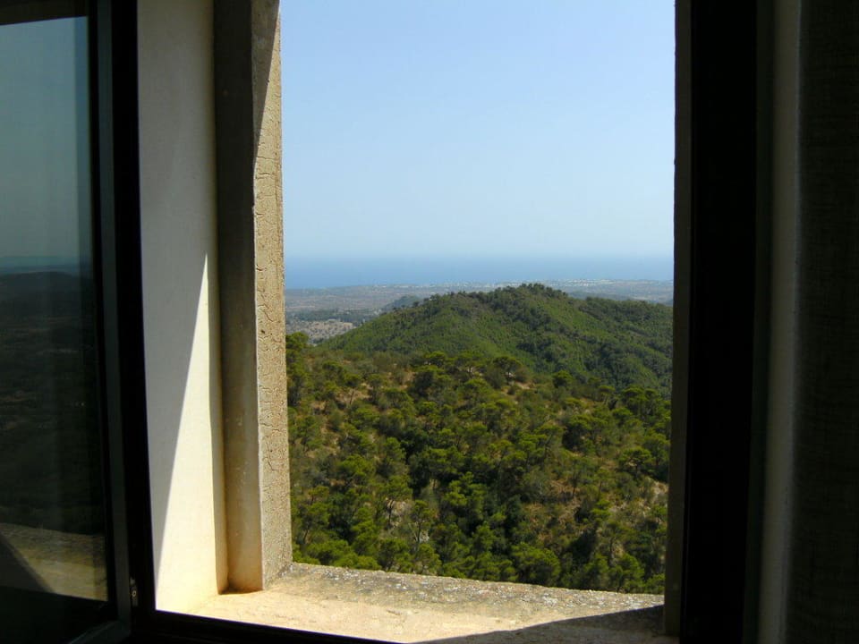 Ausblick aus Zi 203 3. Stock Meerblick Petit Hotel Hostatgeria Sant Salvador