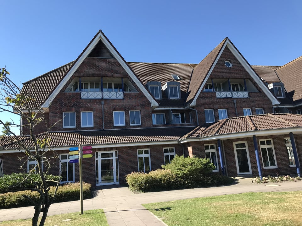 Außenansicht DJH Resort Neuharlingersiel