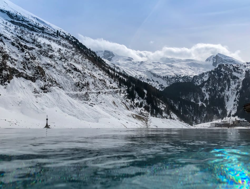 Blick aus dem Pool Hotel Klausnerhof