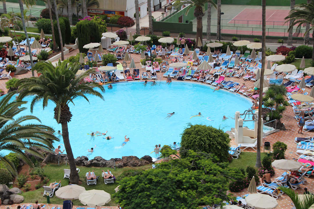 Hôtel H10 Las Palmeras - La Piscine  H10 Las Palmeras