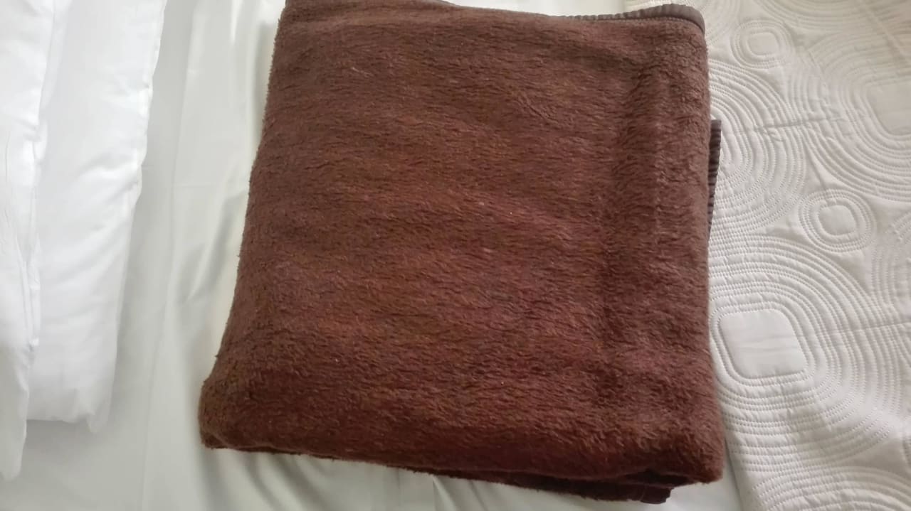 Decken mit denen wir uns zudecken sollten ohne Bez Captain's Apartments Barbati