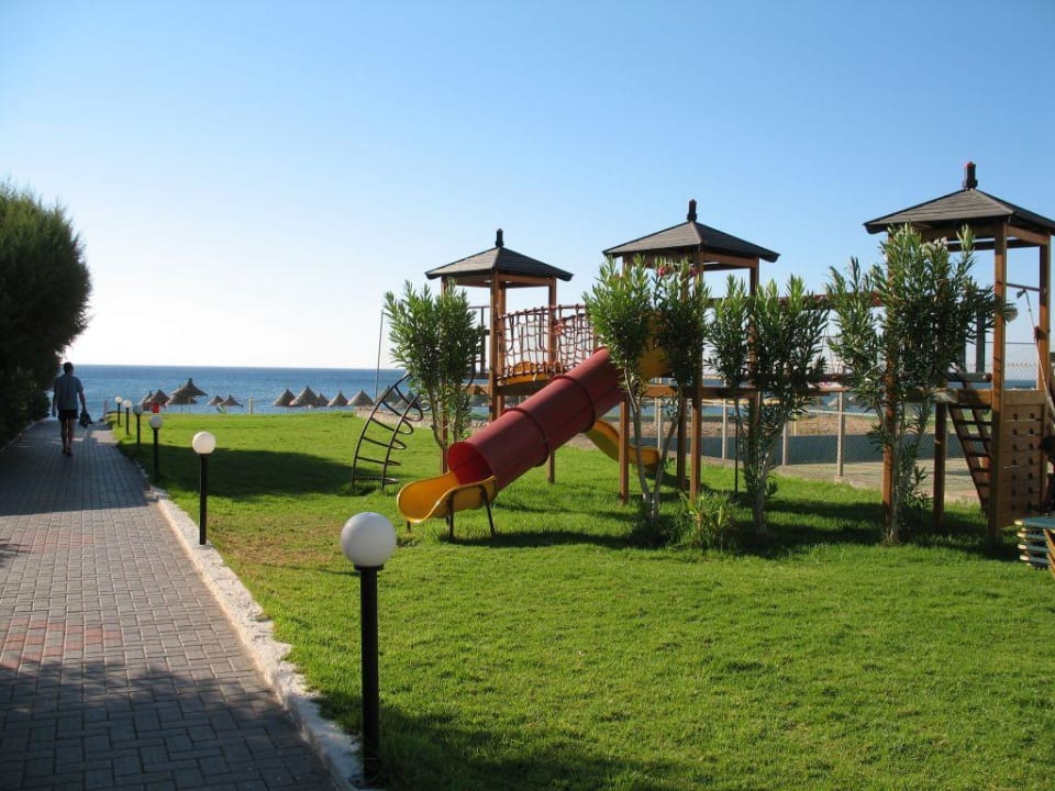 Spielplatz Olympos Beach Hotel