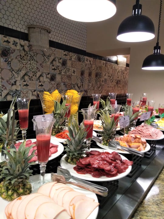 Gastro Hotel Palace, Sunny Day Resort