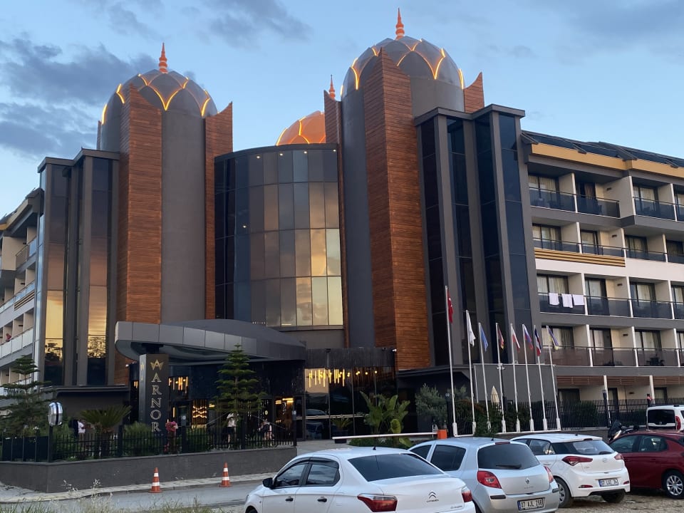 Außenansicht Arnor de Luxe Hotel & Spa