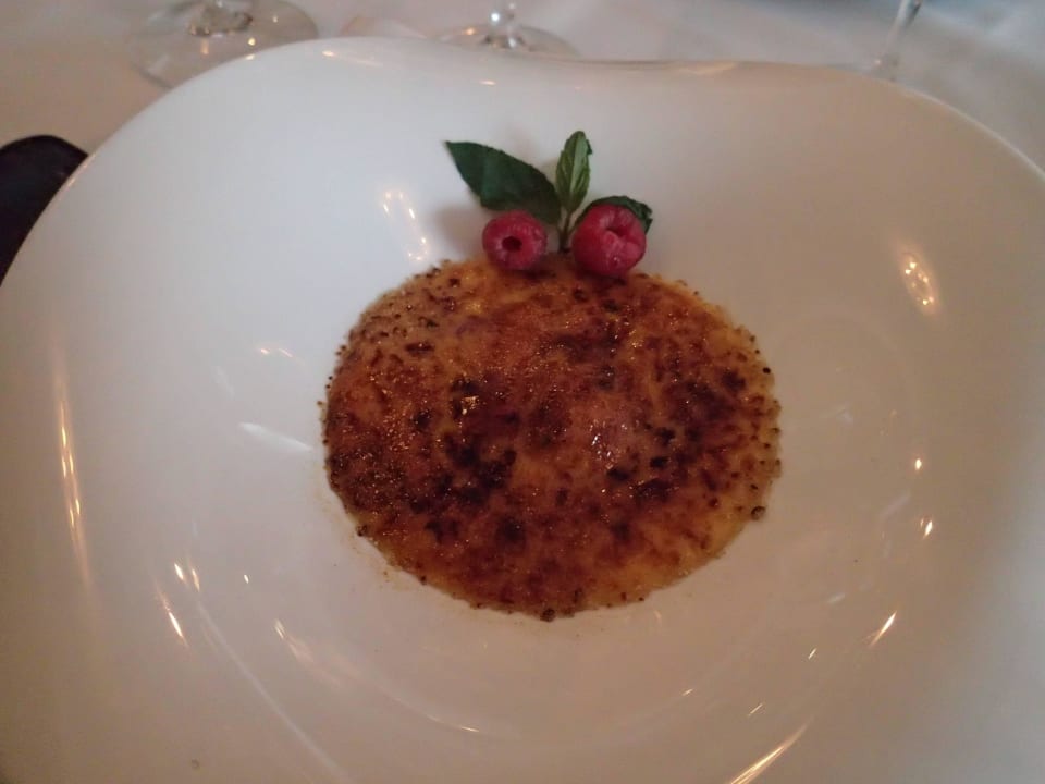 Crem Brule Hotel Mazurkas