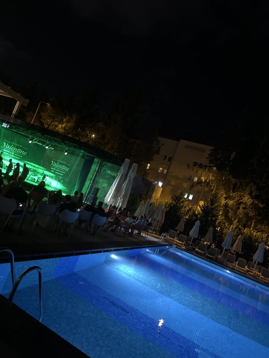 Strand Seaden Valentine Resort & Spa
