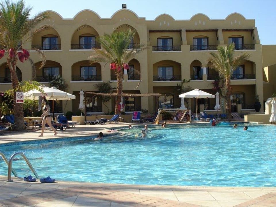 Teil des Hotelgebäudes Jaz Makadi Gardens - TUI BLUE Makadi Gardens - Adults Friendly 16 Years Plus