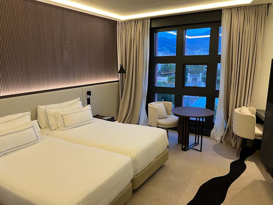 Zimmer Hotel Melia Bilbao