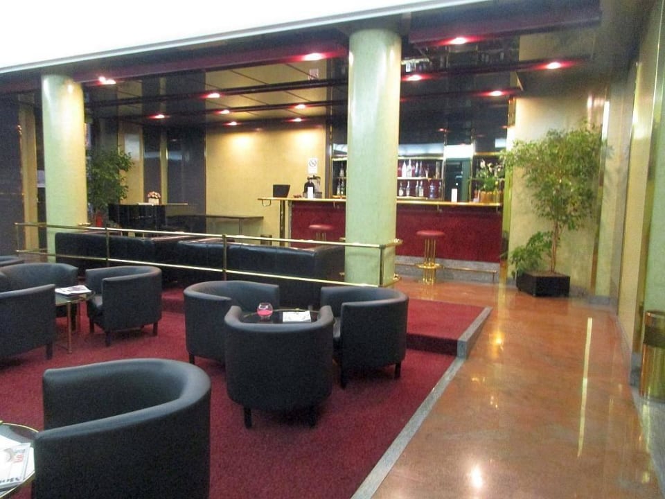 Lobbybar Hotel Diplomatic