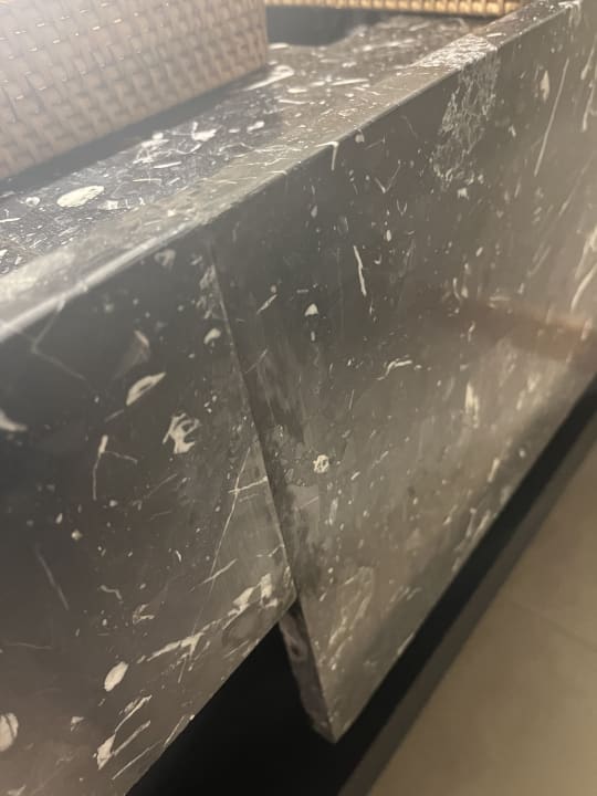 Zimmer The Royal Senses Resort, Curio Collection by Hilton