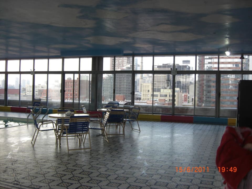 Pool The Skyline Hotel New York